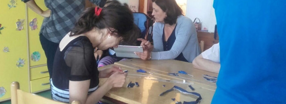 Обука деце и младих са сметњама у развоју